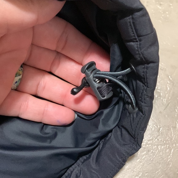 Mountain Hard Wear Black Vest Small - Picture 5 of 6